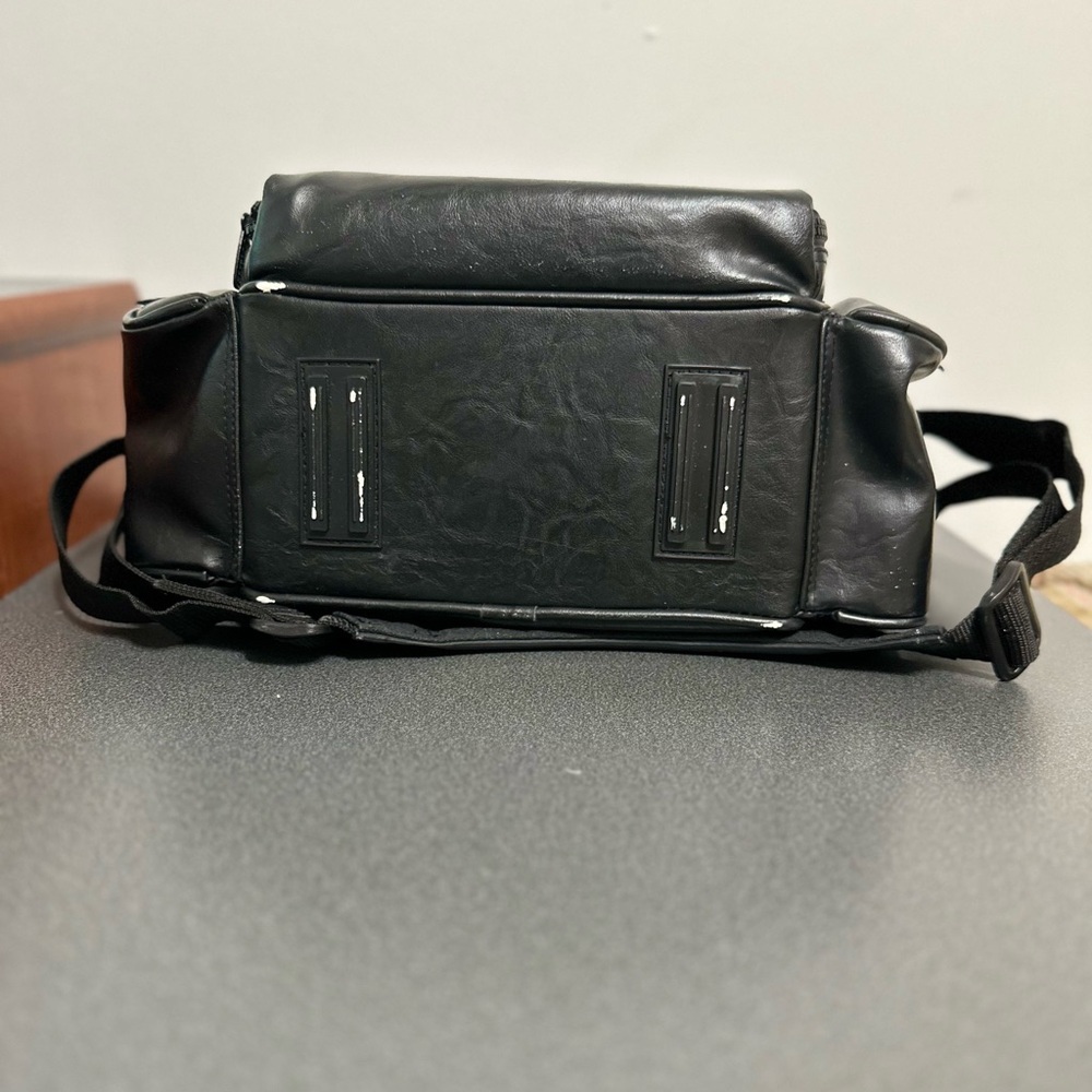 Ambico Signature Series Padded Camera Gear Camcorder Bag VHS-C/8mm (V-4465) - Picture 6 of 10